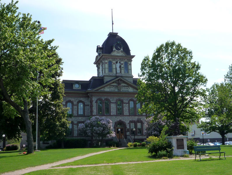 Picture of the courthouse